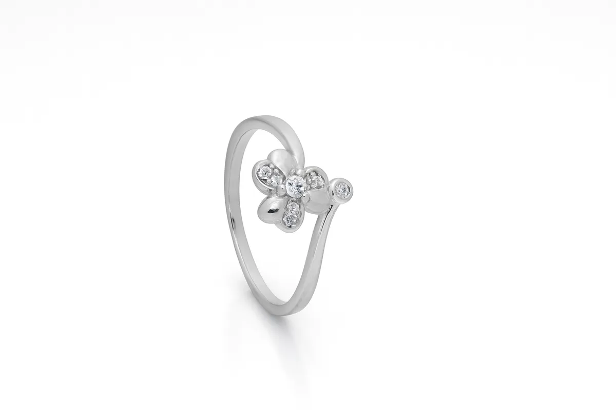The Twisted flower Ring